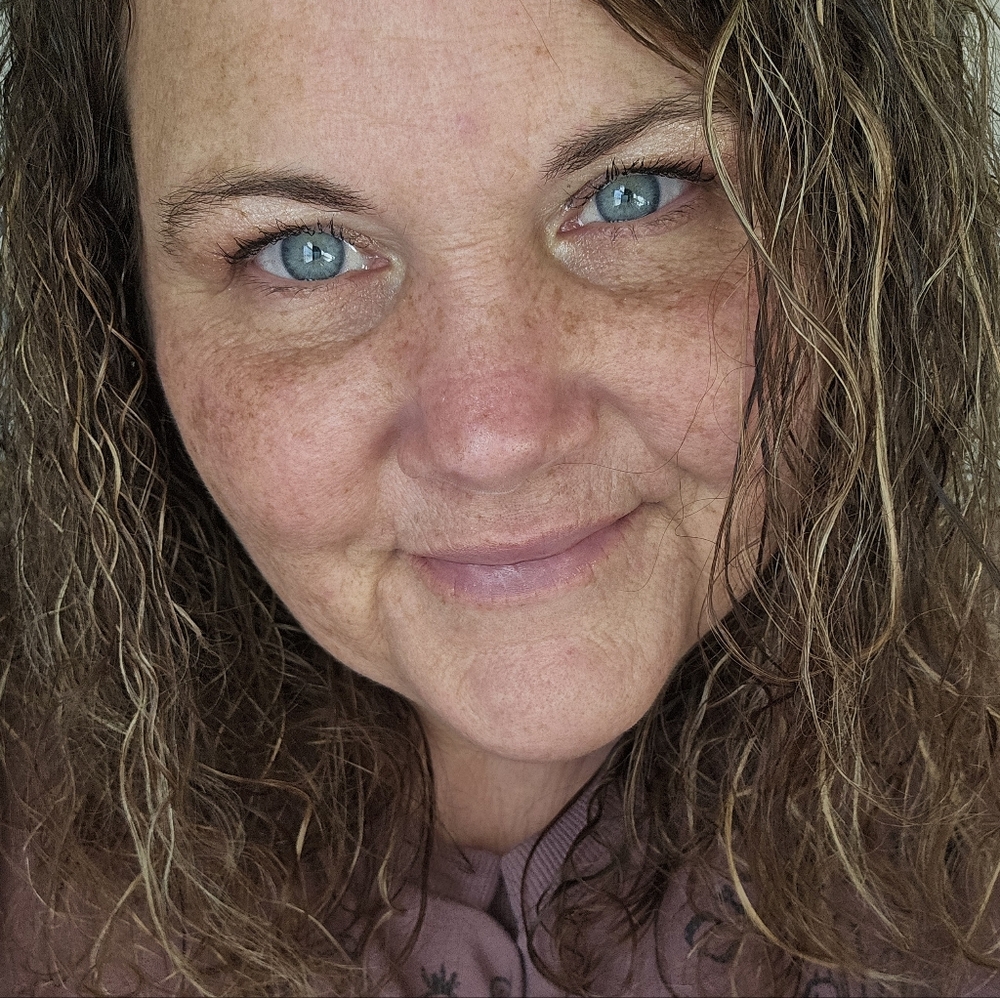 Meet your Posher, Stacy